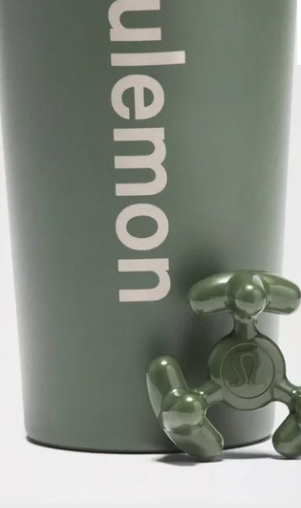 Dark Forest green Lululemon shaker bottle with a green agitator.