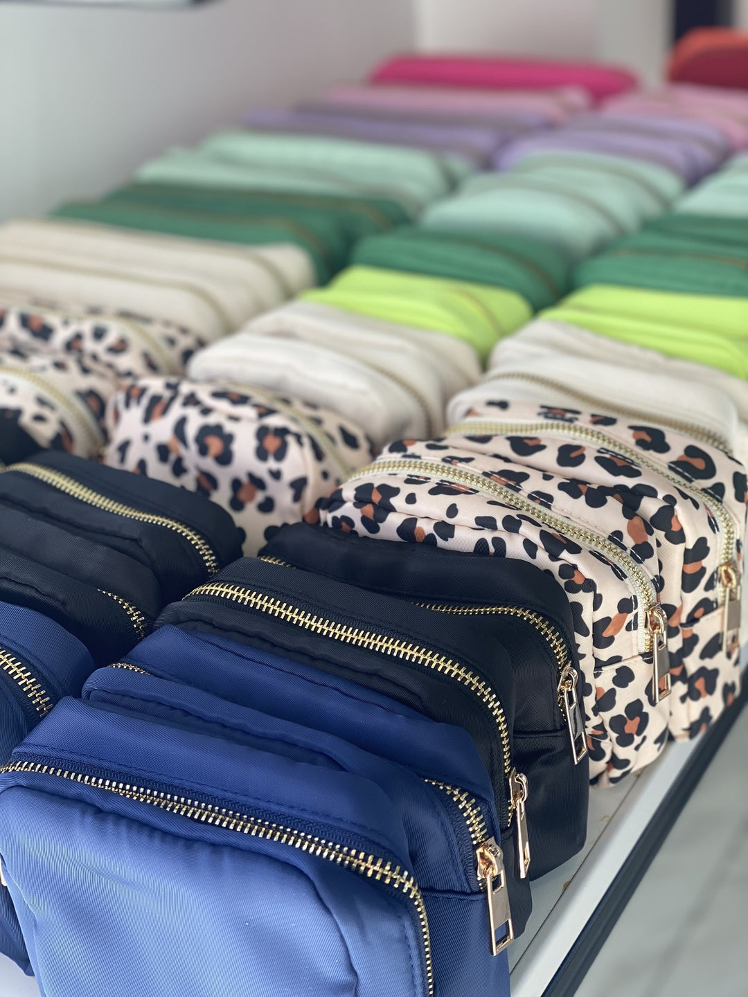 The Large Pouch Green