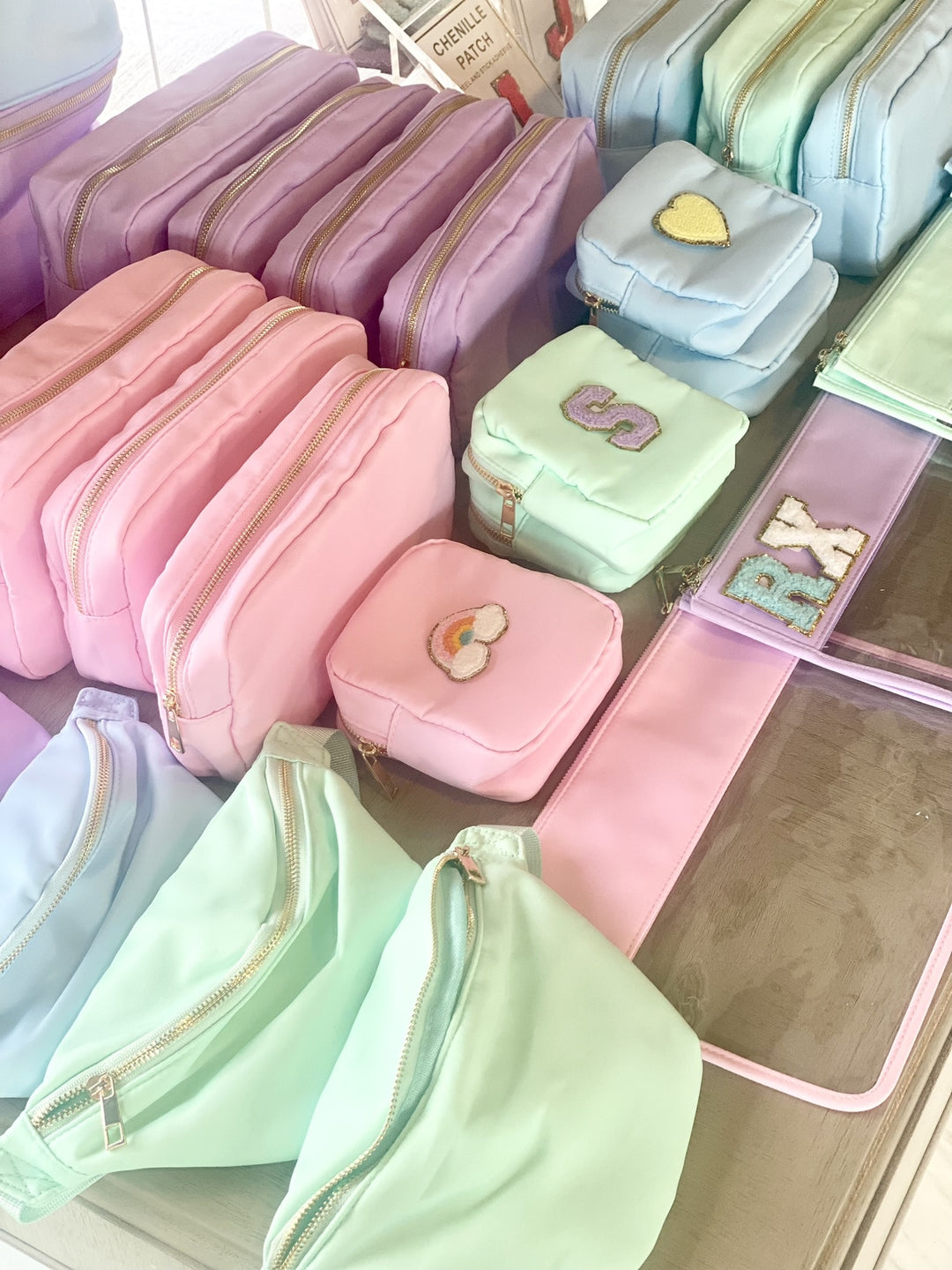 The Clear Pouch Purple