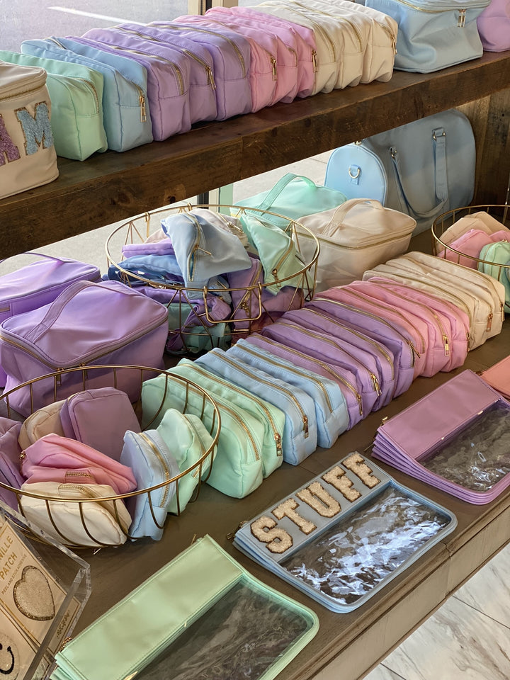 The Clear Pouch Purple