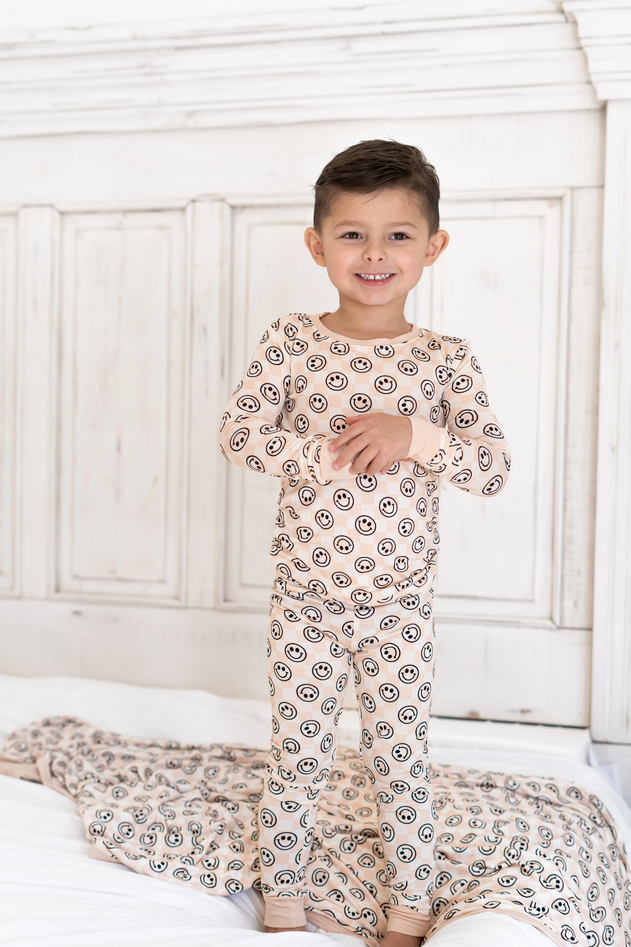 Sandy Smiles Checker Dream Set